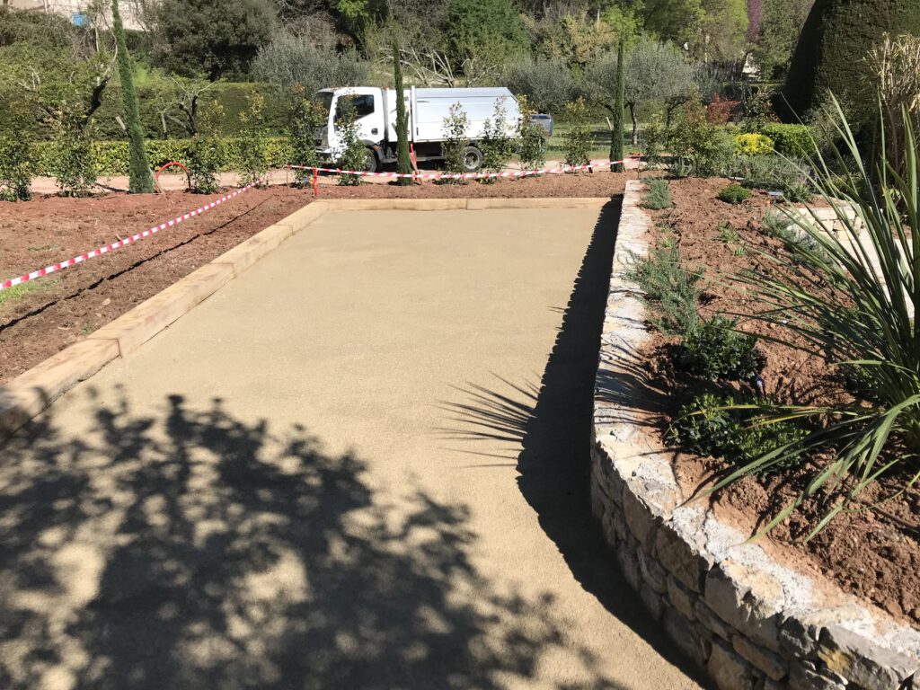 Création et entretien d’espaces verts par Saint Martin Paysages, jardinier paysagiste dans le Var